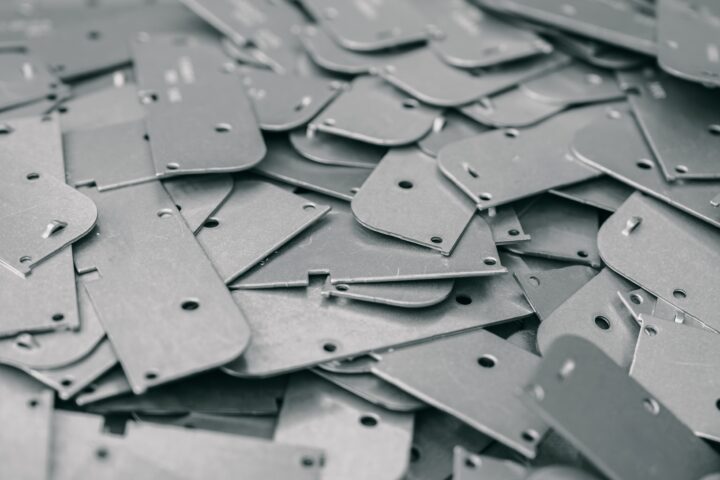 Stanzteil aus verzinktem Material